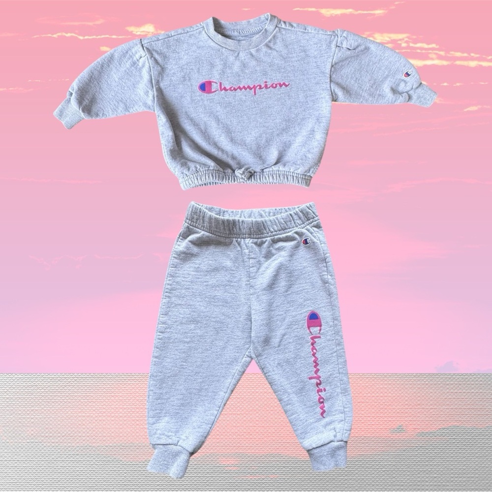 2 for $30 💟Champion Infant Girl’s Gray Sweatpants & Jogger Set with Pink Logo